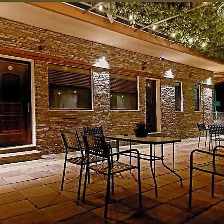 Apartament Petroula Pozar *